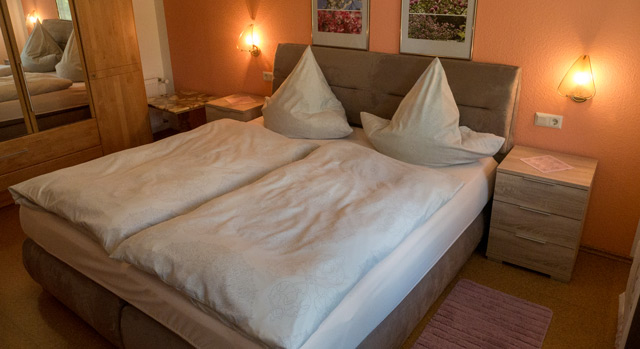 Schlafzimmer Ferienwohnung Hagen in Winterberg